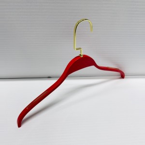 B 305                   44CM 44.1,4 - WOODEN HANGERS SHIRT-BLOUSE HANGERS  $i