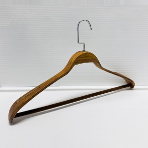 WOODEN HANGERS JACKET HANGERS E 106B                    48CM 48.4,5