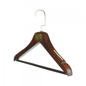 WOODEN HANGERS JACKET HANGERS İTL 4030B              40CM 40,3