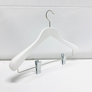 WOODEN HANGERS JACKET HANGERS NA 4145M            41CM 41,4.5