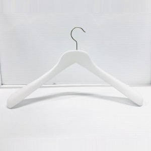 NA 4555                  45CM 45,5.5 - WOODEN HANGERS JACKET HANGERS  $i