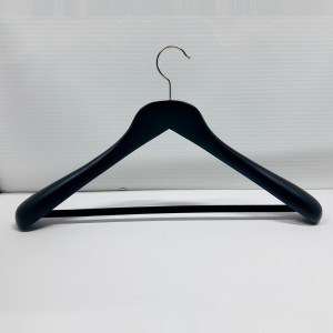 NA 4555B                  45CM 45,5.5 - WOODEN HANGERS JACKET HANGERS  $i