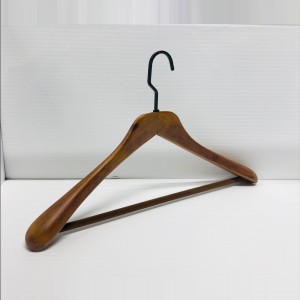 NA 4845B               48CM 48,4.5 - WOODEN HANGERS JACKET HANGERS  $i