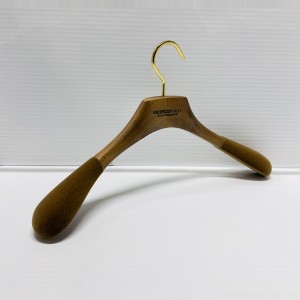 WOODEN HANGERS JACKET HANGERS NA/T2 4565            45CM 45.6,5