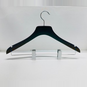 NA05 4413M             44CM 44,1.3 - WOODEN HANGERS SHIRT-BLOUSE HANGERS  $i