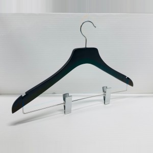 NA05 4413M             44CM 44,1.3 - WOODEN HANGERS SHIRT-BLOUSE HANGERS  $i